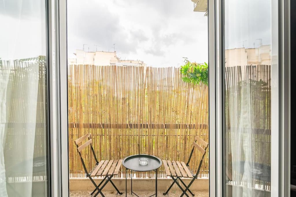 Chic Apt Near Acropolis - Avdi Square Athens Exterior photo